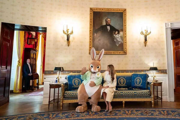 Celebrating America’s incredible First Lady, Melania Trump — swipe for 20 of our favorite photos.Happy Birthday, @FLOTUS! (6)